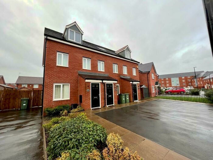 3 Bedroom House To Rent In Owens Road, Coventry, CV6
