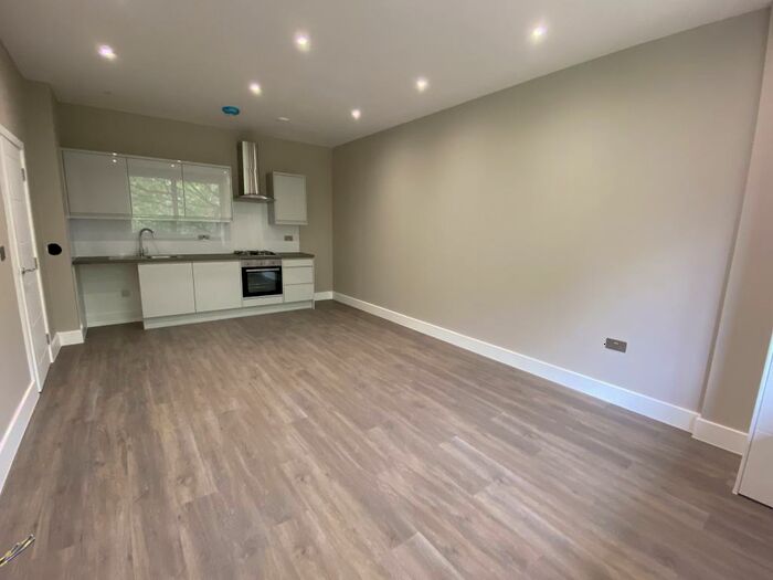 2 Bedroom Apartment To Rent In Barley Way Fleet, GU51