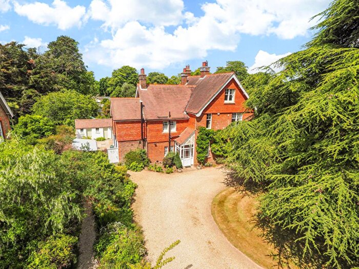 6 Bedroom Detached House For Sale In The Avenue, Chichester, PO19