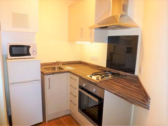 1 Bedroom Flat To Rent In Haydons Road, Wimbledon, London, SW19