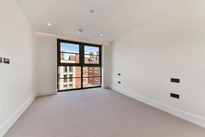 1 Bedroom Flat For Sale In Errington House, Brigade Court, SE1