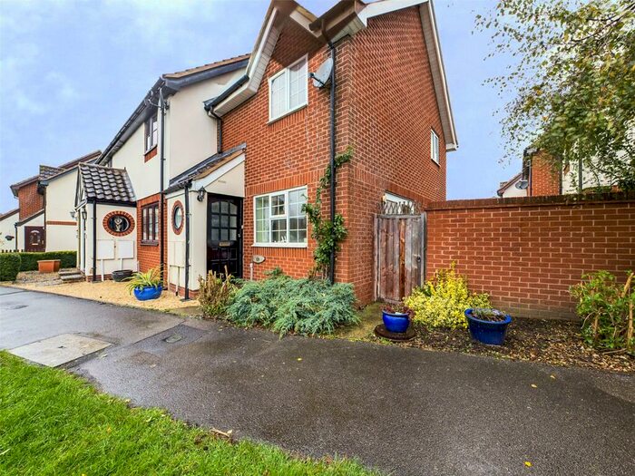 1 Bedroom End Of Terrace House To Rent In Cromwell Avenue, Thame, OX9