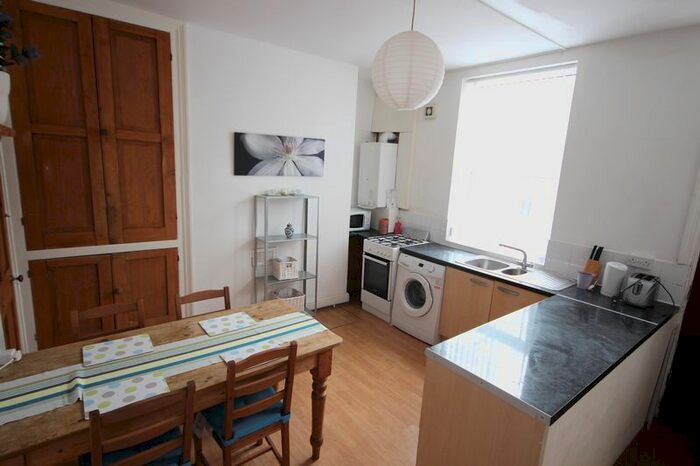 3 Bedroom Terraced House To Rent In Talbot Mount, Burley, Leeds, LS4