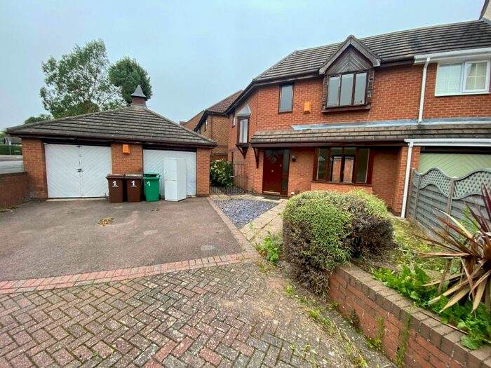 3 Bedroom House To Rent In Webb Road, Beechdale Mews, NG8