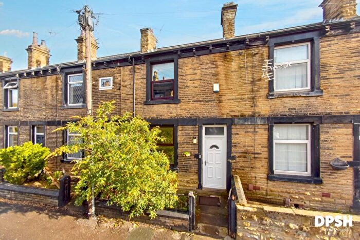 2 Bedroom Terraced House For Sale In Johnson Terrace, Morley, Leeds, LS27