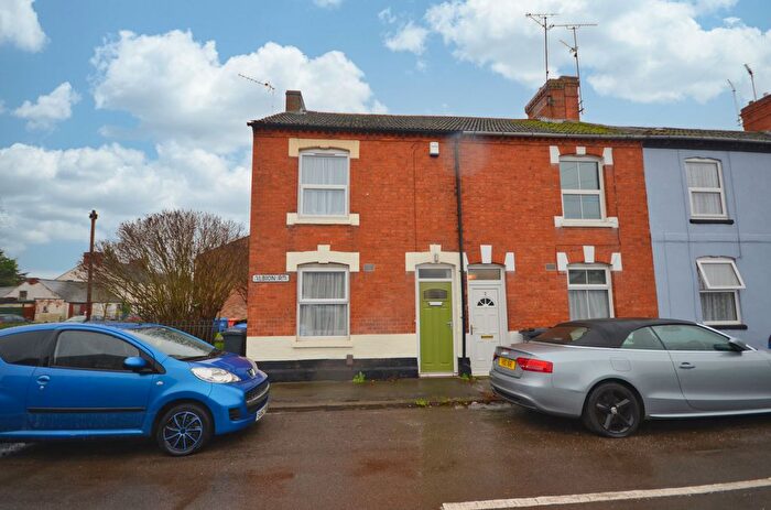 1 Bedroom End Terrace House For Sale In Albion Road, Kettering, NN16