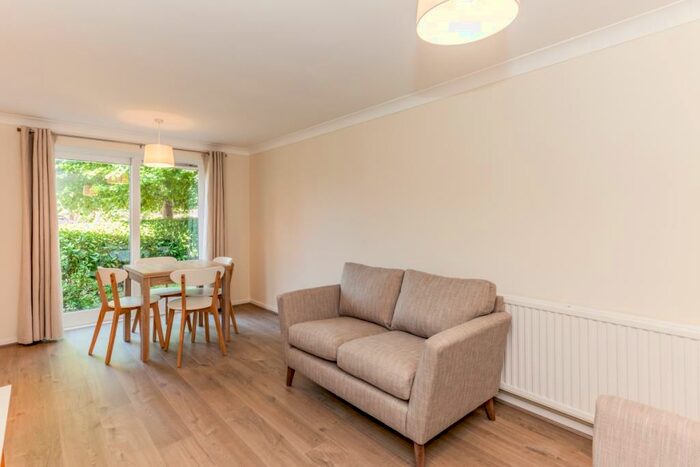 2 Bedroom Apartment To Rent In Harlow Way, Old Marston, OX3