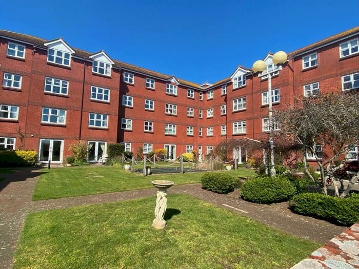 1 Bedroom Flat To Rent In Jenner Court - Over 's Retirement Flat, DT4