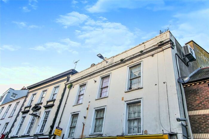 1 Bedroom Flat To Rent In High Street, Ilfracombe, EX34