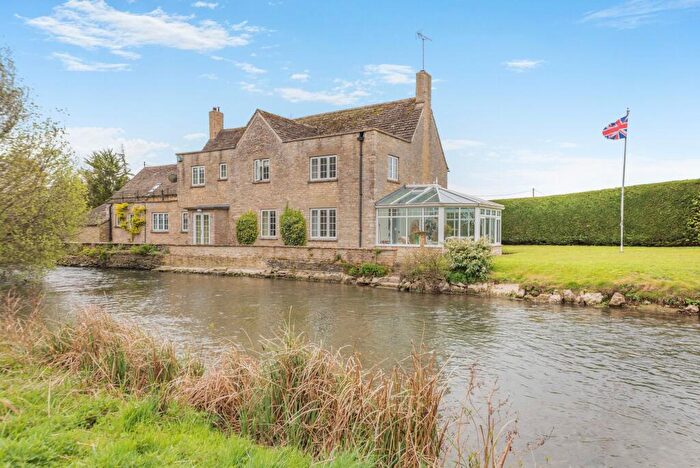 5 Bedroom Detached House For Sale In Horcott Road, Fairford, GL7