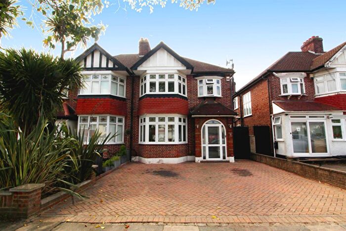 3 Bedroom Semi-Detached House For Sale In Gloucester Gardens, Cockfosters, Barnet, EN4