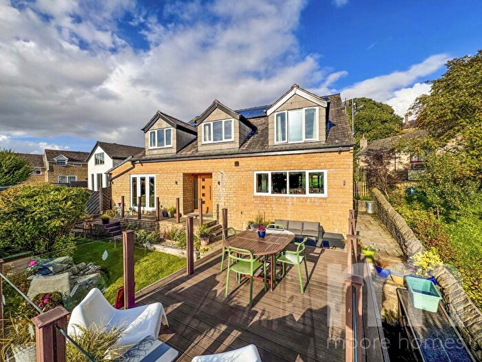 5 Bedroom Detached House For Sale In Kinder Road, Hayfield, SK22