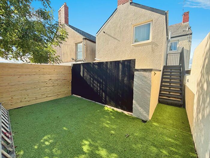 3 Bedroom Flat To Rent In Newlands Street, Barry, CF62
