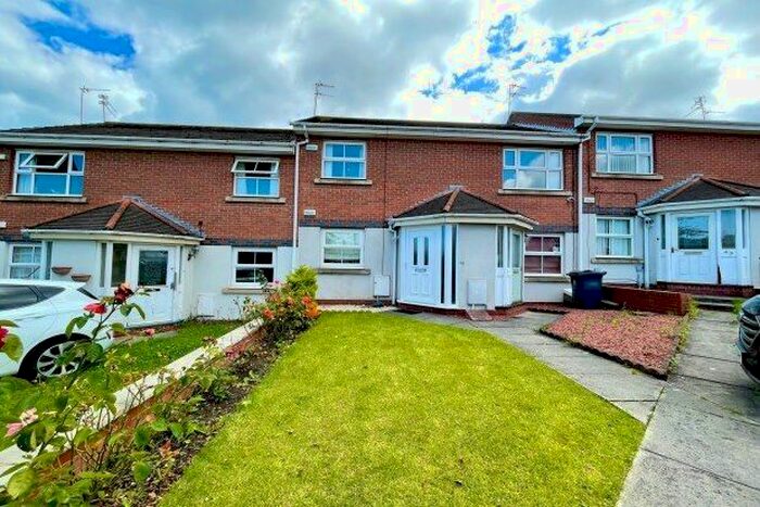 2 Bedroom Flat To Rent In Hillheads Court, Whitley Bay, NE25