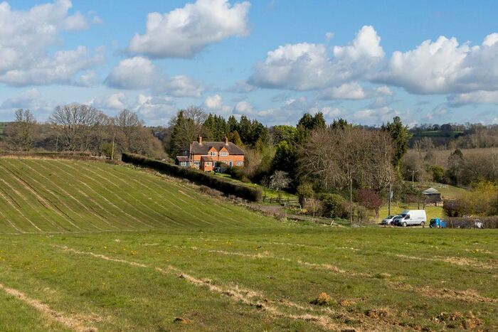 3 Bedroom Semi-Detached House For Sale In Park Lane, Cranbrook, TN17