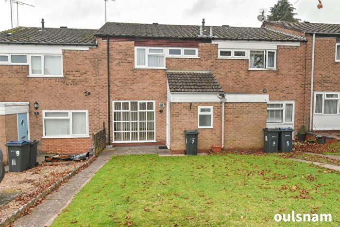 3 Bedroom Terraced House For Sale In Brassie Close, Birmingham, West Midlands, B38