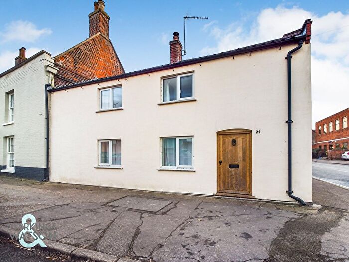 2 Bedroom Property To Rent In Broad Street, Bungay, NR35
