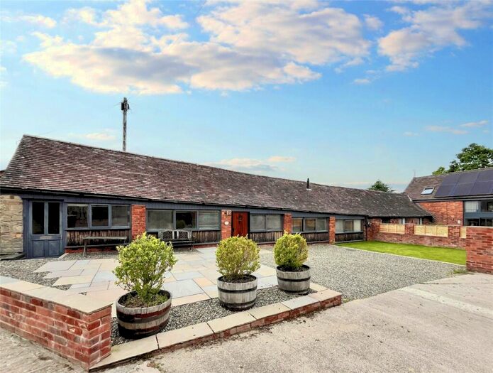 2 Bedroom Barn Conversion To Rent In Beach Hay, Bayton, Kidderminster, Worcestershire, DY14