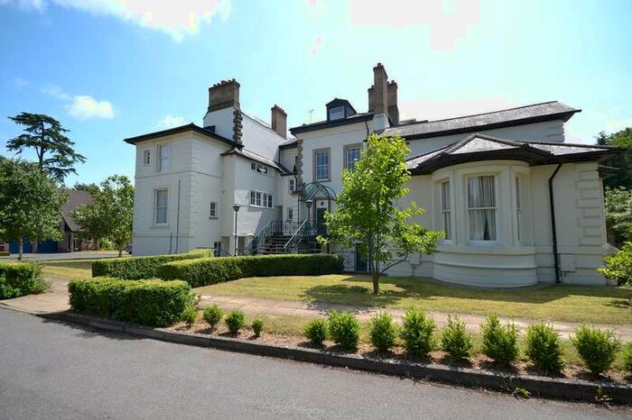 2 Bedroom Apartment To Rent In Balmore Park House, Newlands Avenue, Caversham, Reading, RG4