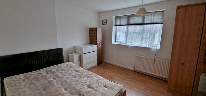 2 Bedroom End Of Terrace House To Rent In Thirleby Road, Edgware, HA8