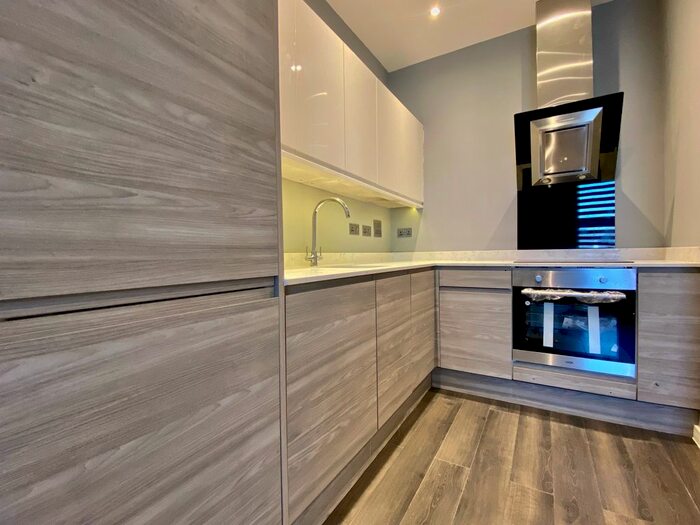 1 Bedroom Flat To Rent In Brants Bridge, Bracknell, RG12