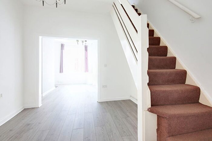2 Bedroom End Of Terrace House To Rent In Belvoir Road, Widnes, WA8
