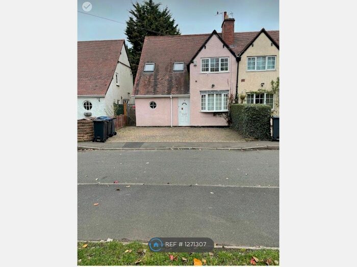 3 Bedroom Semi-Detached House To Rent In Boulton Walk, Birmingham B23