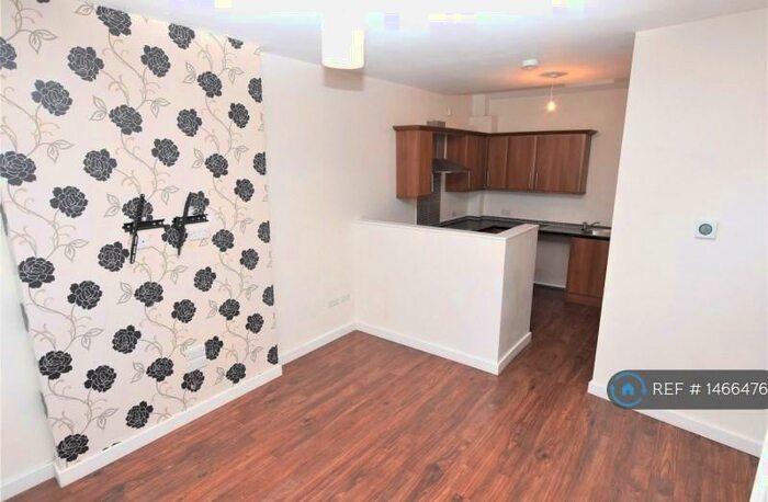 2 Bedroom Terraced House To Rent In Bradham Lane, Exmouth, EX8