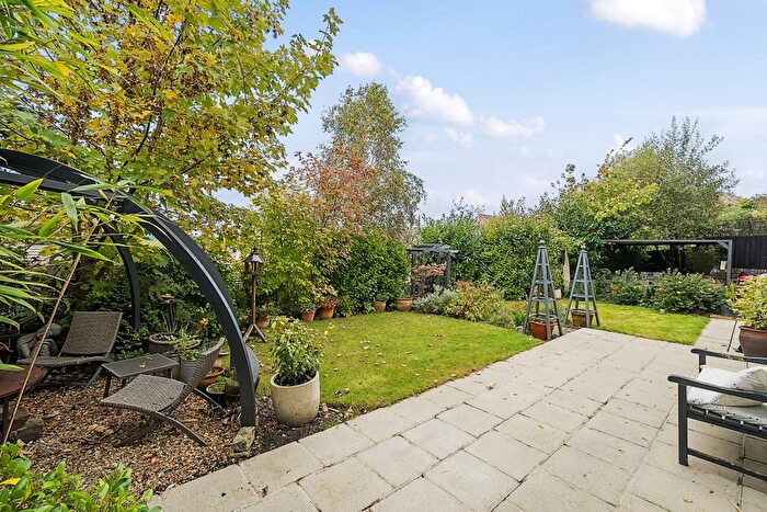 5 Bedroom Detached House For Sale In Sandford View, Newton Abbot, TQ12