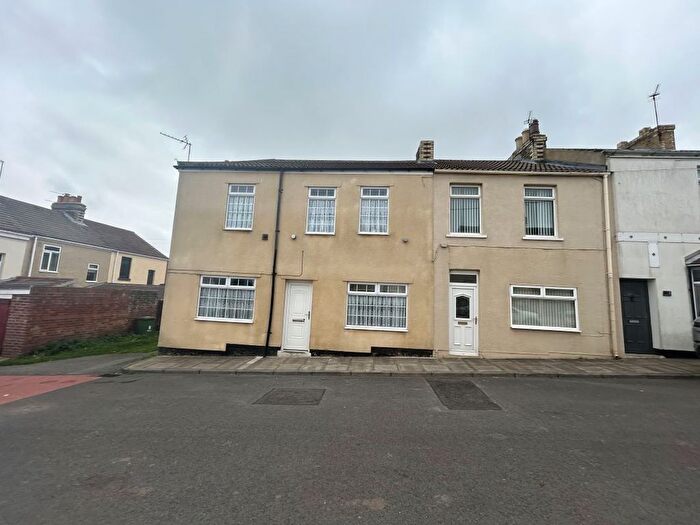 3 Bedroom End Terrace House For Sale In Catherine Street, Lingdale, Saltburn-By-The-Sea, Cleveland, TS12