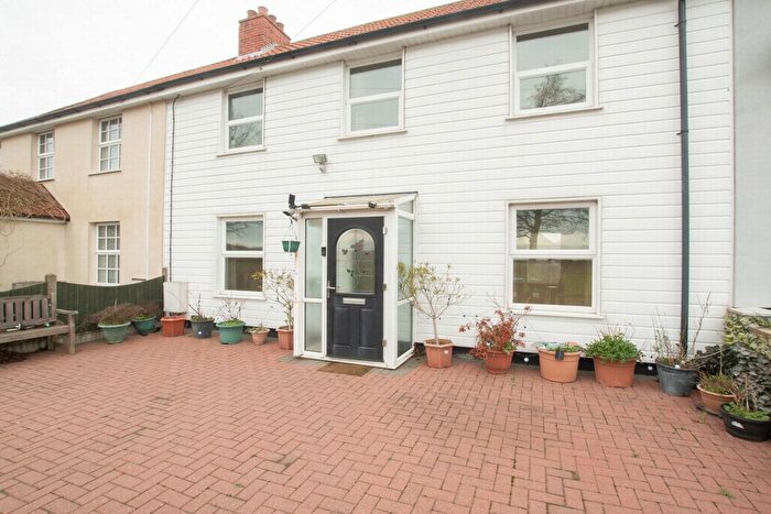 3 Bedroom Terraced House For Sale In Spinney Lane, Aylesham, CT3
