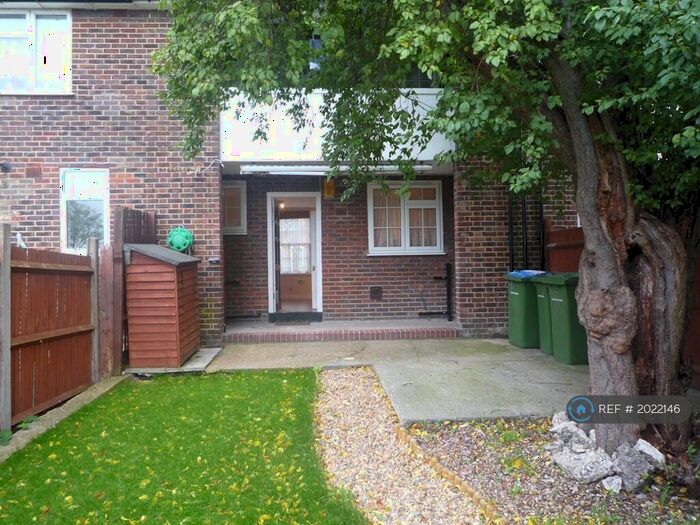 1 Bedroom Maisonette To Rent In Prince Henry Road, London, SE7