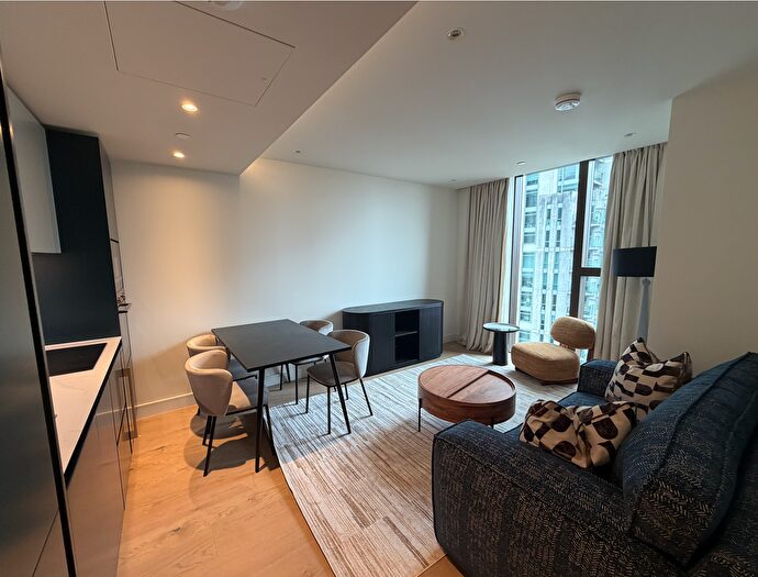 2 Bedroom Flat To Rent In Marsh Wall, London, E14