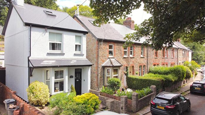 3 Bedroom Detached House For Sale In Ironbridge Road, Tongywnlais, Cardiff, CF15