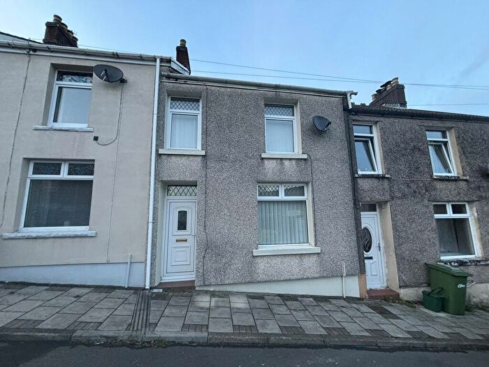 2 Bedroom Terraced House To Rent In School Street, Brithdir, NP24