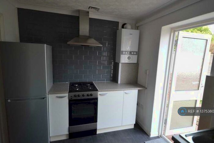 2 Bedroom Terraced House To Rent In Verney Road, Essex, RM9