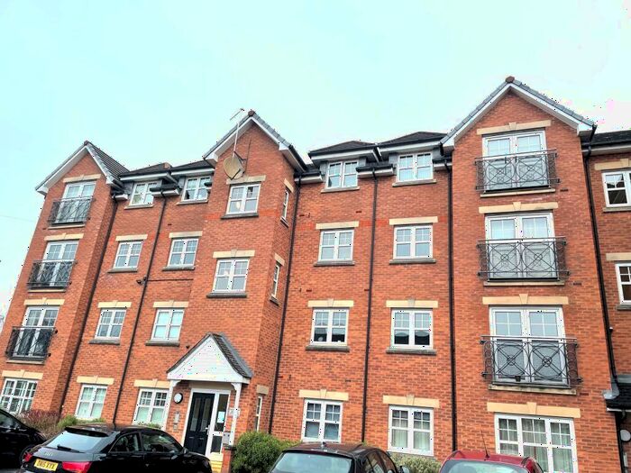 2 Bedroom Apartment To Rent In Merlin House, Fog Lane, M19