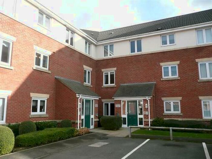 2 Bedroom Apartment To Rent In Grasscroft House, Archdale Close, Chesterfield, S40