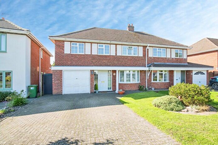 4 Bedroom Semi-Detached House For Sale In Milby Drive, Nuneaton, CV11