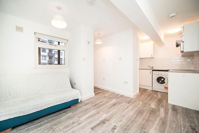 2 Bedroom Flat To Rent In Argyle Street, Bloomsbury, WC1H