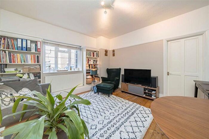1 Bedroom Flat For Sale In Blackheath Hill, London, SE10