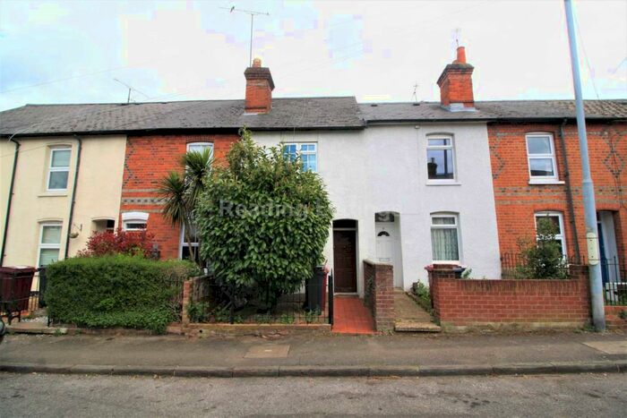 2 Bedroom Terraced House To Rent In Blenheim Gardens, Reading, RG1