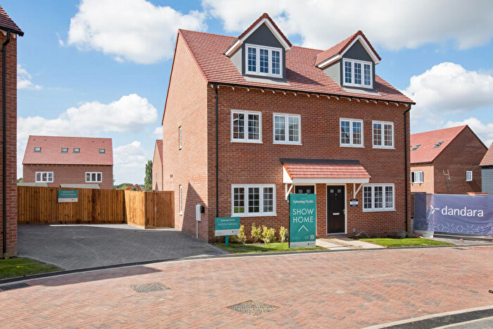 3 Bedroom Semi-Detached House To Rent In Colt Way, Braintree, CM7