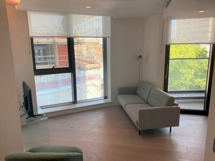 1 Bedroom Flat To Rent In Westmark Tower, London, W2