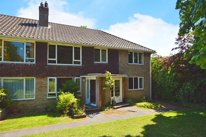 2 Bedroom Maisonette To Rent In Charmouth Court, St Albans, AL1