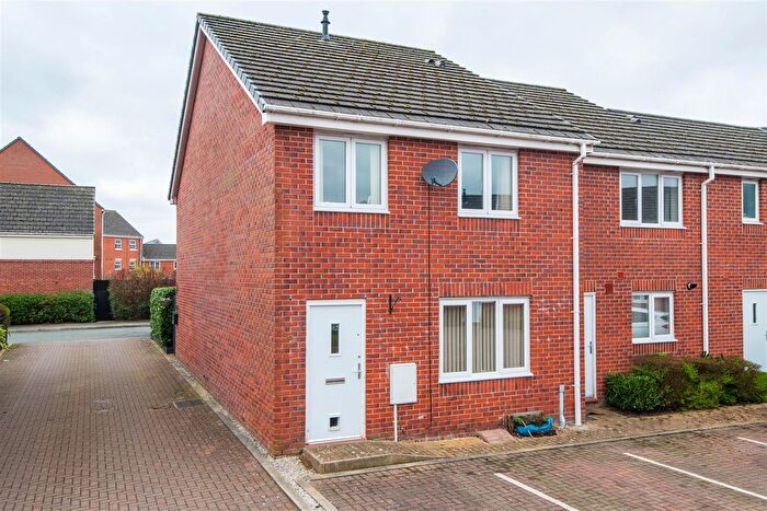 2 Bedroom End Terrace House For Sale In Coopers Place, Buckshaw Village, Chorley, PR7