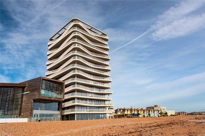 3 Bedroom Flat To Rent In Brighton Road, Worthing, West Sussex, BN11