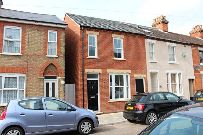 3 Bedroom Semi-Detached House To Rent In Gladstone Street, Bedford, MK41