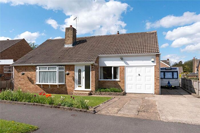 3 Bedroom Bungalow For Sale In High Ash Crescent, Leeds, West Yorkshire, LS17
