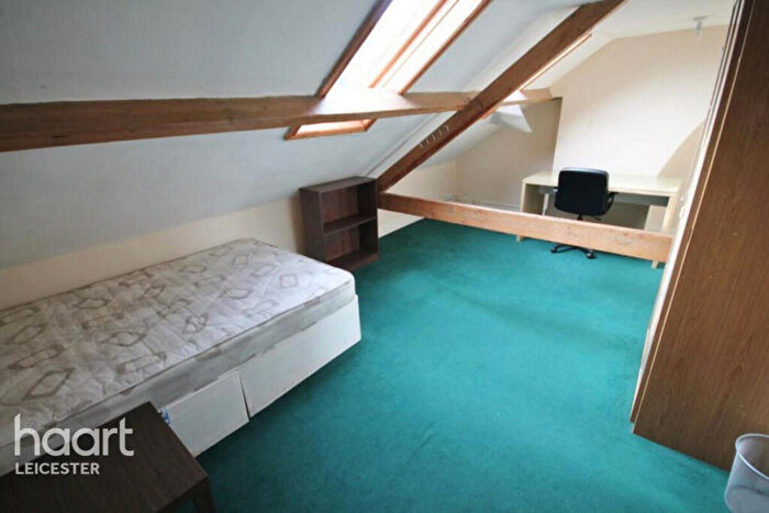 5 Bedroom Town House For Sale In Lincoln Street, Leicester, LE2